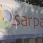 Striscione SARPA all'ingresso dello spazio dedicato alle attività di Sarpa a Primavera in Giardino